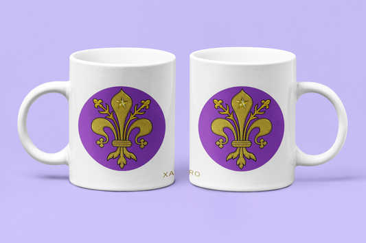 Taza con Flor de Lys Dorada